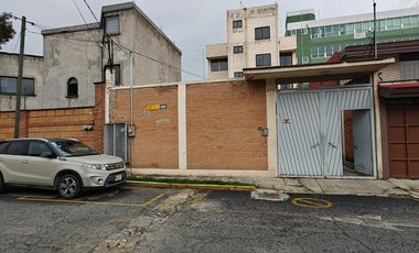 Edificio en Renta y Venta en Valle Don Camilo sobre 5 de Mayo