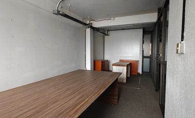 Edificio en Renta y Venta en Valle Don Camilo sobre 5 de Mayo