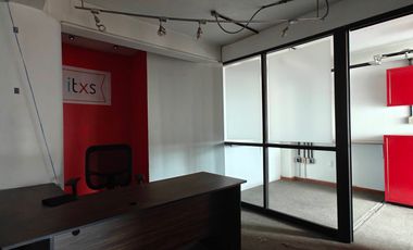 Edificio en Renta y Venta en Valle Don Camilo sobre 5 de Mayo