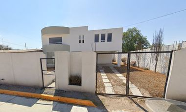 CASA EN VENTA EN COLONIA 20 DE NOVIEMBRE HIDALGO CERCA DE AV PRINCIPAL
