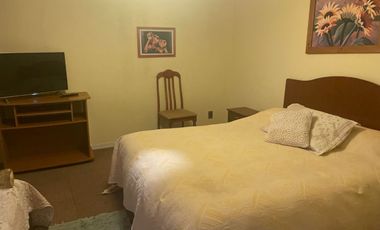 VENDO RESIDENCIAL FUNCIONANDO, EN PLENO CENTRO DE EL TABO, EXCELENTE INVERSION