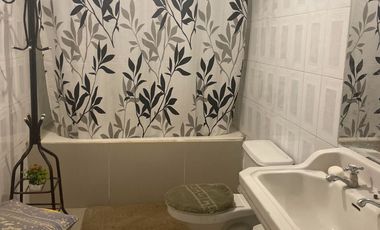 VENDO RESIDENCIAL FUNCIONANDO, EN PLENO CENTRO DE EL TABO, EXCELENTE INVERSION