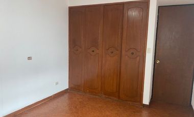 CASA EN VENTA EN RESIDENCIAL ESMERALDA, A UNA CUADRA DEL COLEGIO AMERICANO Y DE BLVD ATLIXCO, 4 RECÁMARAS, PUEBLA