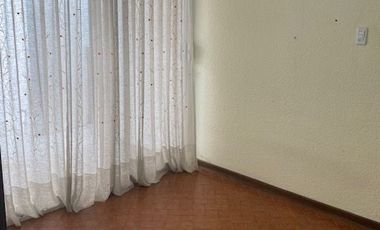 CASA EN VENTA EN RESIDENCIAL ESMERALDA, A UNA CUADRA DEL COLEGIO AMERICANO Y DE BLVD ATLIXCO, 4 RECÁMARAS, PUEBLA