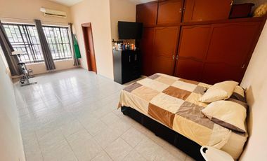 Casa en Venta con Hab en P. B Col. Formando Hogar