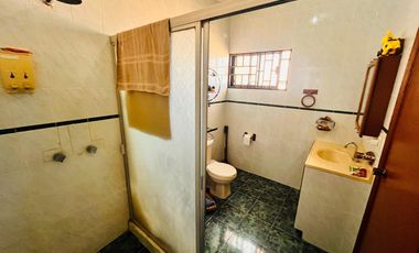 Casa en Venta con Hab en P. B Col. Formando Hogar