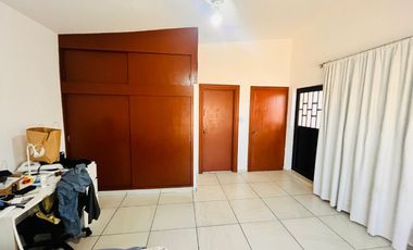 Casa en Venta con Hab en P. B Col. Formando Hogar