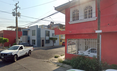 Activo Bancario en en C. Fuerza Aerea, Miraflor, Uruapan, Mich. (65% debajo de su valor comercial, solo recursos propios)