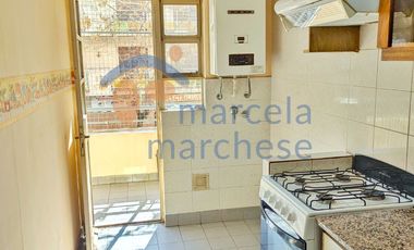 Depto. 2 y 1/2 Amb. con Balcón Corrido y Lavadero