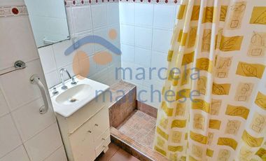 Depto. 2 y 1/2 Amb. con Balcón Corrido y Lavadero