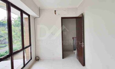 Rumah dijual di graha raya Bintaro