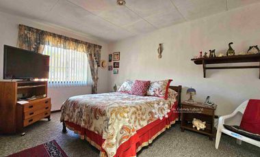 EN VENTA - AMPLIA Y LUMINOSA CASA CON 5 HABITACIONES EN SECTOR AV. ORDOÑEZ LASSO