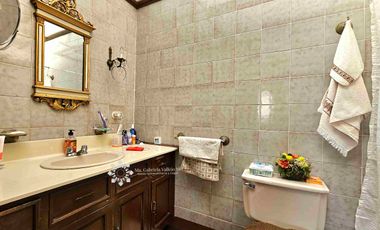 EN VENTA - AMPLIA Y LUMINOSA CASA CON 5 HABITACIONES EN SECTOR AV. ORDOÑEZ LASSO