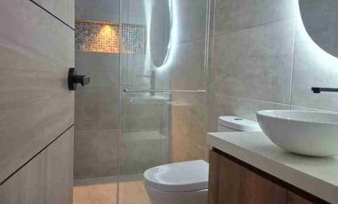 SE VENDE MODERNA CASA DOMOTIZADA – BARRIO SANTA MARTA, YOPAL, CASANARE.