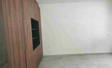 Casa nueva en Venta en coto exclusivo en Vistas Altozano de cuatro recámaras acabados premium con recámara en planta Baja excelentes acabados y en coto exclusivo y lleno de naturaleza