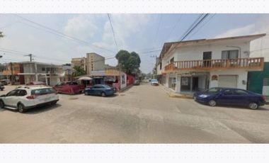 Casa en venta C.Tito Livio Enríquez 120 San Francisco Comalcalco,Tabasco. Recuperacion Bancaria
