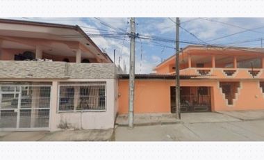 Casa en venta C.Tito Livio Enríquez 120 San Francisco Comalcalco,Tabasco. Recuperacion Bancaria