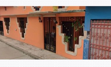 Casa en venta C.Tito Livio Enríquez 120 San Francisco Comalcalco,Tabasco. Recuperacion Bancaria