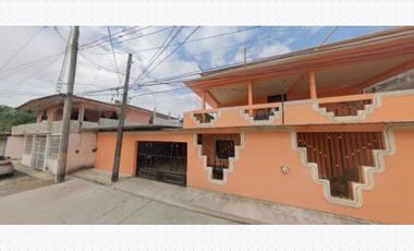 Casa en venta C.Tito Livio Enríquez 120 San Francisco Comalcalco,Tabasco. Recuperacion Bancaria