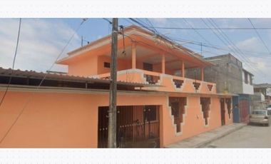 Casa en venta C.Tito Livio Enríquez 120 San Francisco Comalcalco,Tabasco. Recuperacion Bancaria