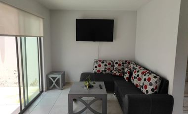 CASA AMUEBLADA ALTEZZA RESIDENCIAL NUEVO MEXICO ZAPOPAN -3 RECAMARAS