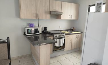 CASA AMUEBLADA ALTEZZA RESIDENCIAL NUEVO MEXICO ZAPOPAN -3 RECAMARAS