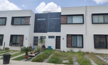 CASA AMUEBLADA ALTEZZA RESIDENCIAL NUEVO MEXICO ZAPOPAN -3 RECAMARAS