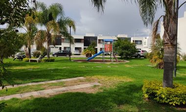 CASA AMUEBLADA ALTEZZA RESIDENCIAL NUEVO MEXICO ZAPOPAN -3 RECAMARAS