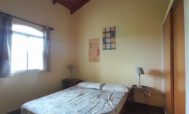 Complejo de 4 Cabañas Barrio Golf y dos lotes lindantes.