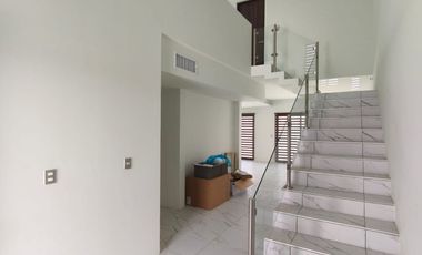 CASA EN RENTA FRACCIONAMIENTO CRETA RESIDENCIAL – PRIVADA PLATEA