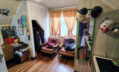 Casa en Errazuriz $ 120.000.000.-