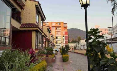 se vende casa en conjunto cerrado cerca al éxito