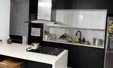 se vende casa en conjunto cerrado cerca al éxito