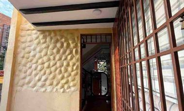 se vende casa en conjunto cerrado cerca al éxito