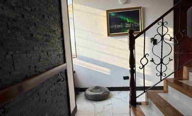 se vende casa en conjunto cerrado cerca al éxito