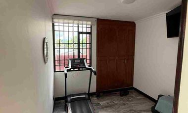 se vende casa en conjunto cerrado cerca al éxito