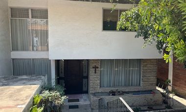 Casa Sola en Venta, Lomas de Tecamachalco, Naucalpan de Juárez