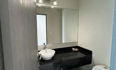 Departamento en Renta 2 Recámaras en Poniente (Torre Balzac) en Monterrey