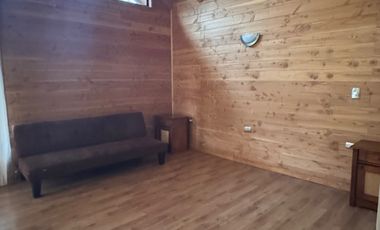 Arriendo casa con tinaja y piscina