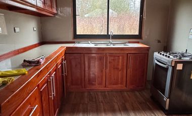 Arriendo casa con tinaja y piscina