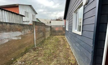 Casa individual, sector Villa La Estancia $ 83.000.000.-