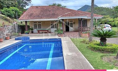 Vendo Quinta en Yunguilla en San Antonio