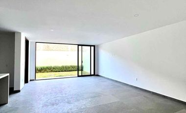 CASA NUEVA EN ZONA BOSQUES DE SANTA ANITA, DENTRO DE COTO FRENTE A ÁREA VERDE