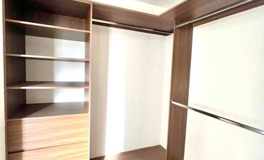 CASA NUEVA EN ZONA BOSQUES DE SANTA ANITA, DENTRO DE COTO FRENTE A ÁREA VERDE