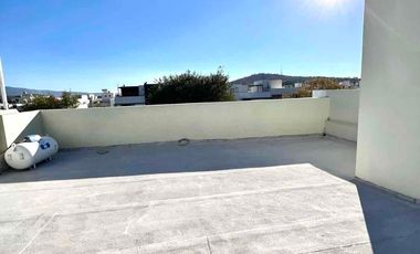 CASA NUEVA EN ZONA BOSQUES DE SANTA ANITA, DENTRO DE COTO FRENTE A ÁREA VERDE