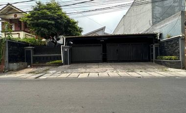 TURUN HARGA, Rumah Di Condet Batu Ampar Kramatjati [SIAP HUNI] 2 Lantai 7 Kamar Bebas Banjir