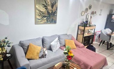 CASA EN COTO EN VILLAS DE LA TIJERA, EN EXCELENTE ESTADO DE CONSERVACIÓN, POR CAMINO REAL A COLIMA, CERCA DE COSTCO
