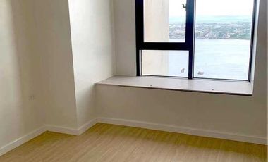 FOR SALE! - 1BEDROOM FRONT SEAVIEW IN MANDANI BAY, MANDAUE CEBU. MOVE-IN READY. BRANDNEW.