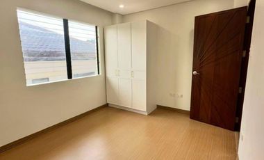 Modern 5 Bedroom Brand New House