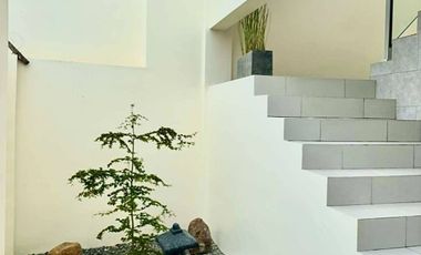 Modern 5 Bedroom Brand New House